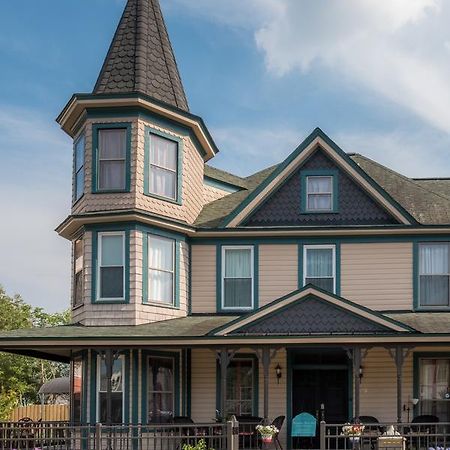 Dennison Street Inn, B & B 科洛尼尔比奇 外观 照片