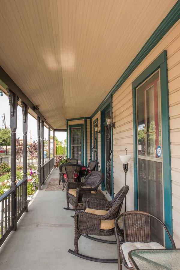 Dennison Street Inn, B & B 科洛尼尔比奇 外观 照片